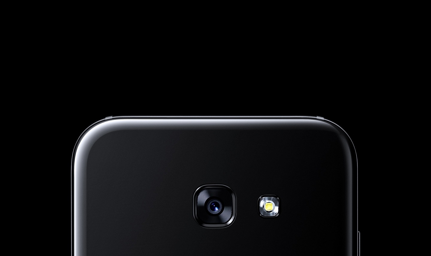 Acercamiento de la cámara posterior del Galaxy A5 (2017).