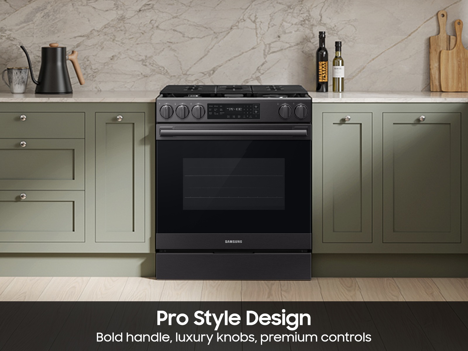 Bespoke Smart Slide-in Gas Range Pro Style Design | Air Fry Max | True Convection Fingerprint Resistant Matte Black Steel