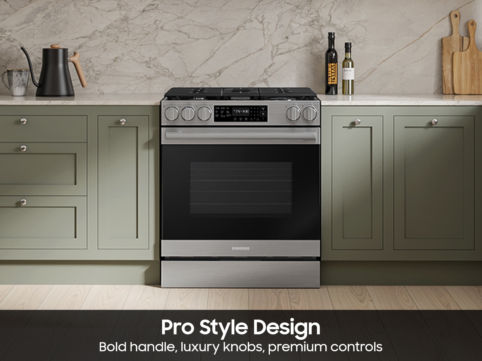 Bespoke Smart Slide-in Gas Range Pro Style Design | Air Fry Max | True Convection Fingerprint Resistant Stainless Steel